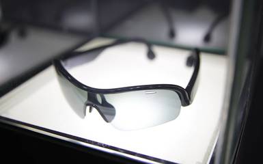 探访韶音骨传导耳机工厂 从眼镜到未来，一场听觉技术的革命